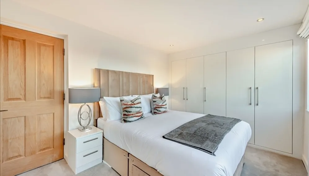 Fulham Road Chelsea SW3 photo 4