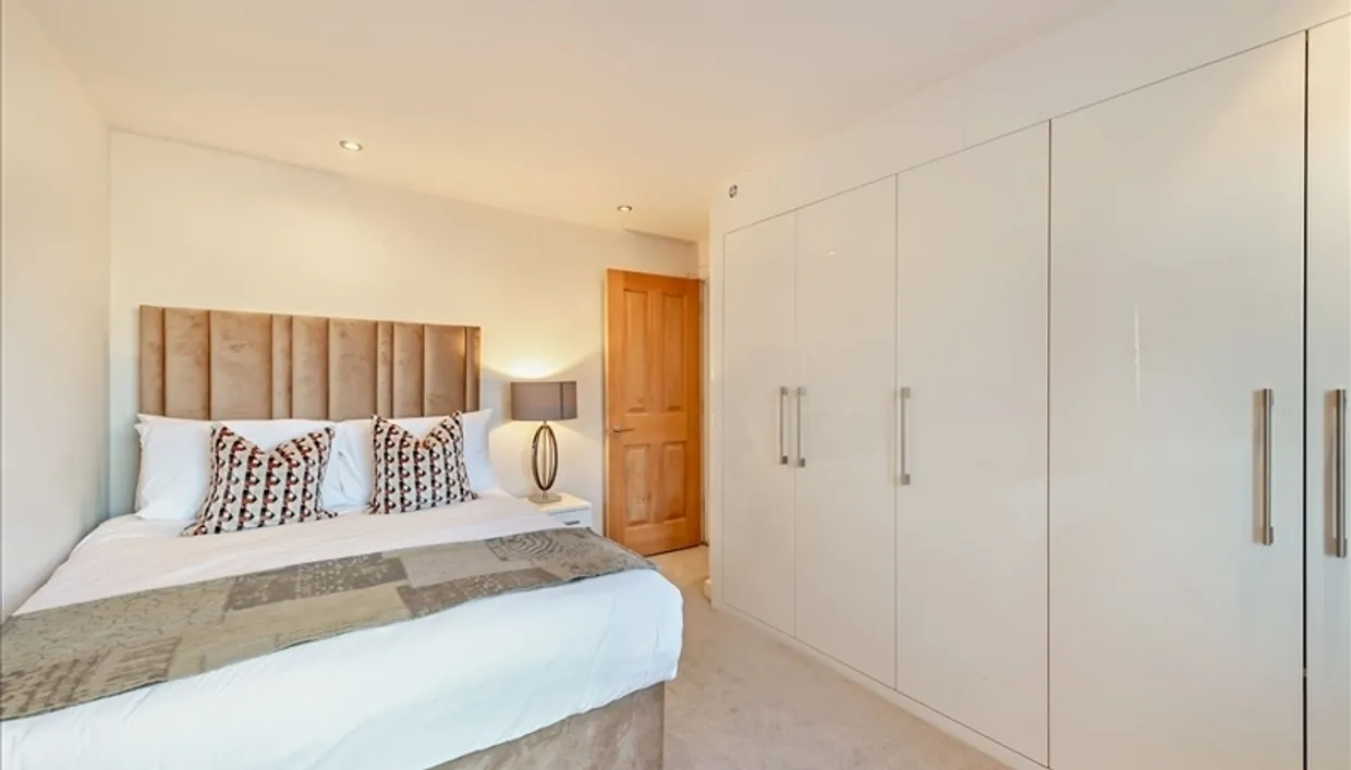 Fulham Road Chelsea SW3 photo 9