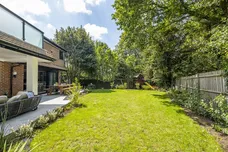 Jerviston Gardens London SW16 photo 8