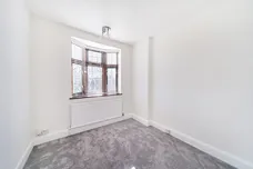 Creighton Avenue London N10 photo 12