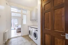 Taunton Avenue, Hounslow, TW3 photo 6