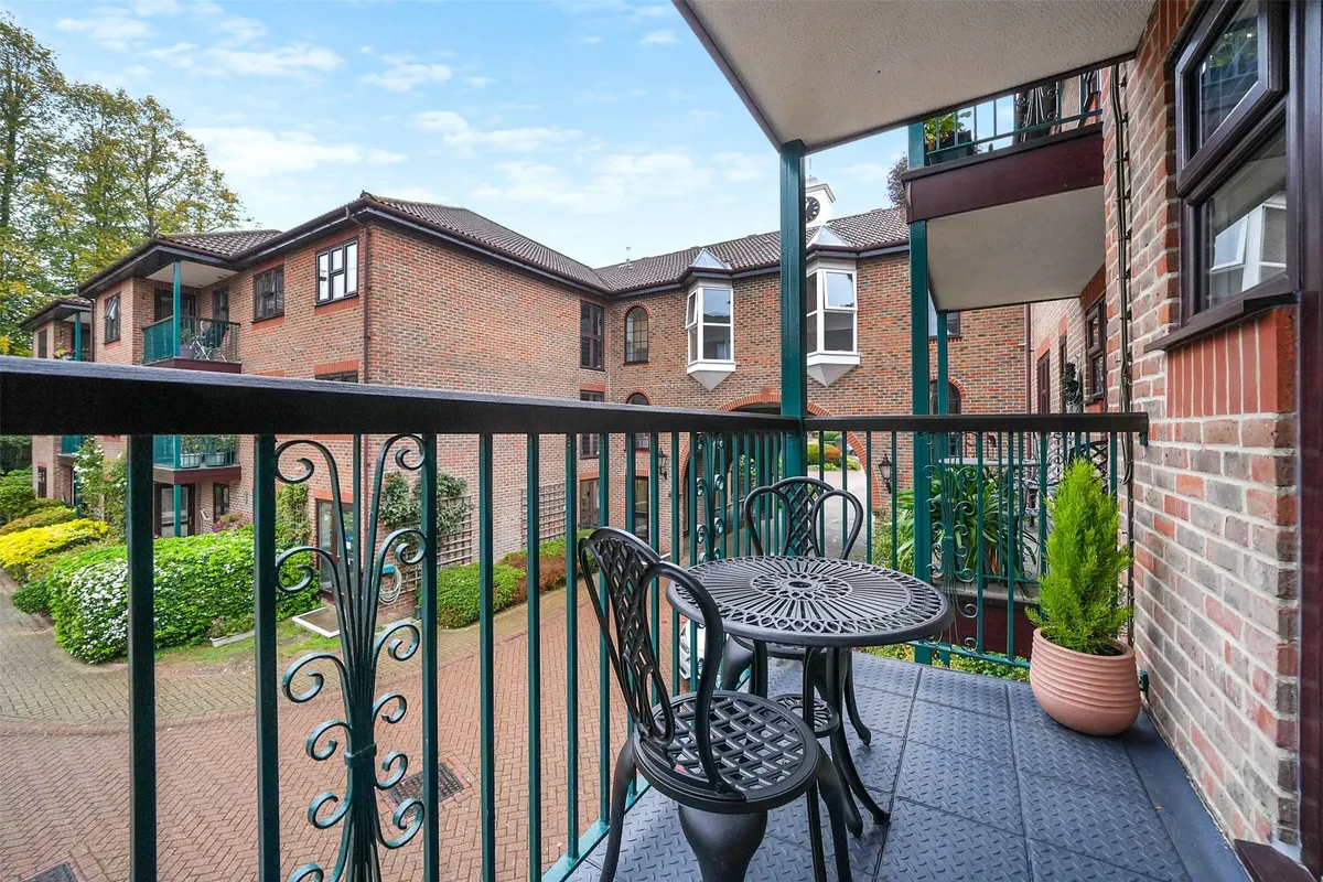 Wraymead Place, Wray Park Road, Reigate, Surrey, RH2