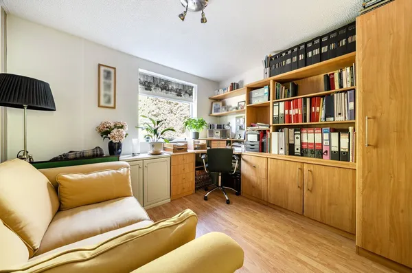 Towcester Road, Milton Malsor, NN7 photo 11