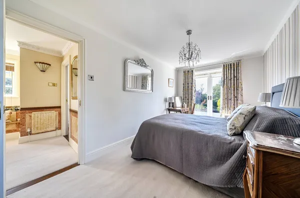 Towcester Road, Milton Malsor, NN7 photo 22