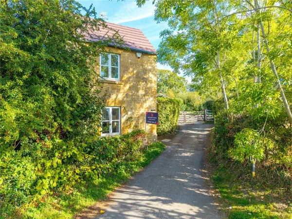 Vicarage Lane, Childswickham, WR12 photo 18