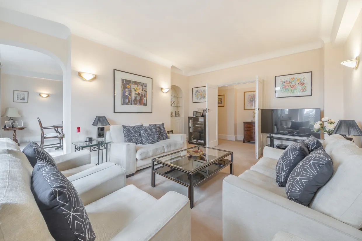 Hall Road, London, NW8 photo 10