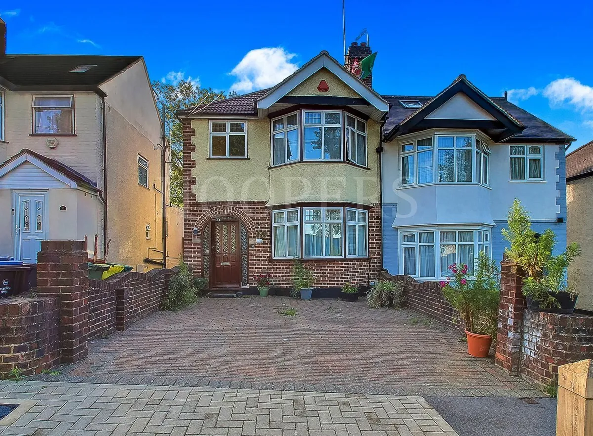 Wood Lane, London, NW9
