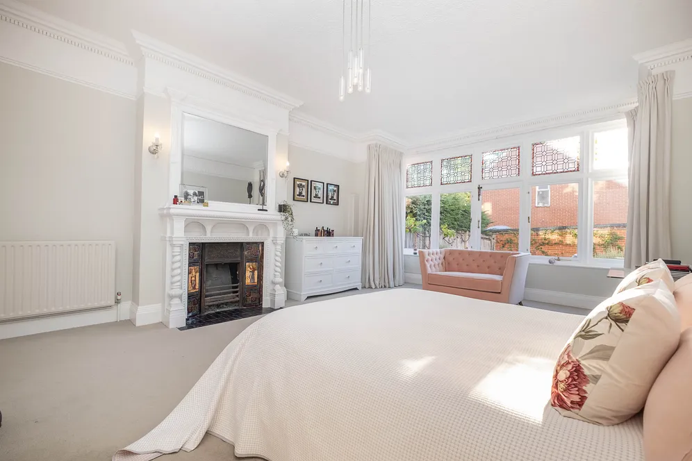 Langley Avenue, Surbiton, KT6 photo 4