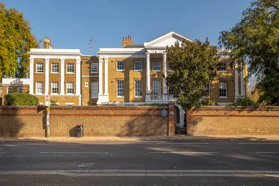 Hampton Court Road, Hampton, TW12
