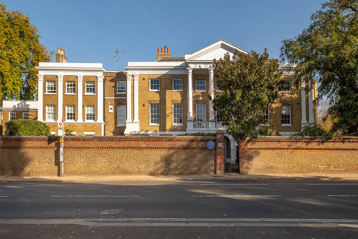 Hampton Court Road, Hampton, TW12 photo 1