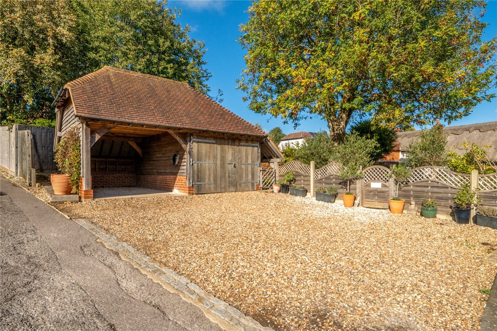 Lees Hill, South Warnborough, Hook, Hampshire, RG29
