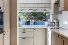 St. Martins Avenue, Epsom, KT18 photo 13