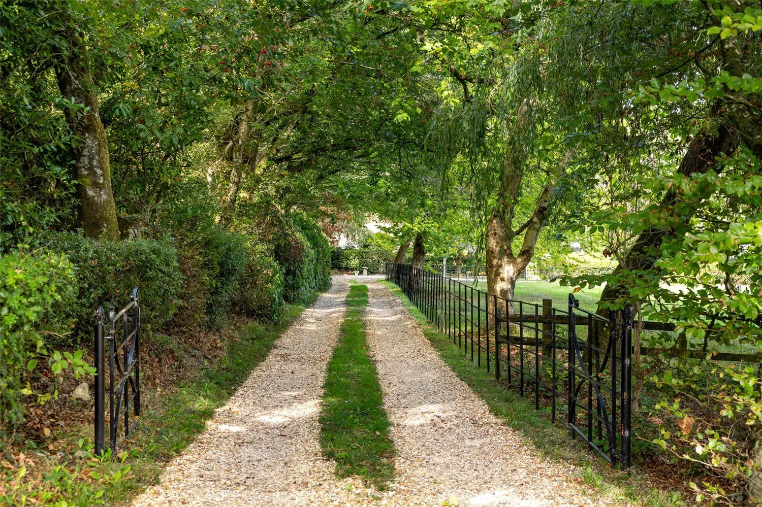 Brickyard Lane, Corfe Mullen, BH21 photo 31
