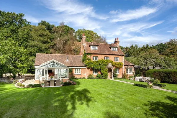 Brickyard Lane, Corfe Mullen, BH21 photo 34