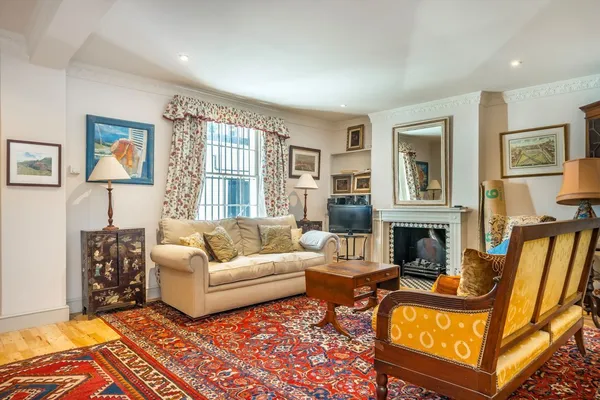 Denbigh Street, London, SW1V photo 10