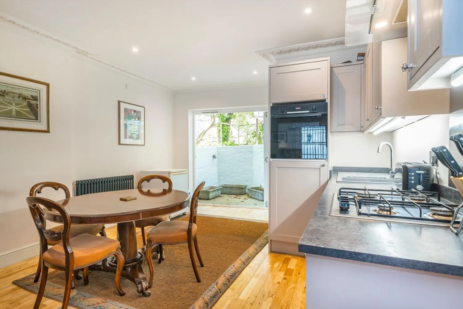 Denbigh Street, London, SW1V photo 13