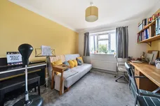 Delves Avenue, Tunbridge Wells, TN2 photo 6
