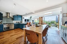 Delves Avenue, Tunbridge Wells, TN2 photo 9