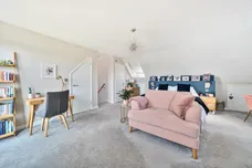 Delves Avenue, Tunbridge Wells, TN2 photo 15