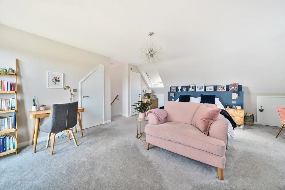 Delves Avenue, Tunbridge Wells, TN2 photo 15
