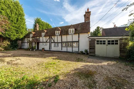 Parkgate Road, Newdigate, RH5