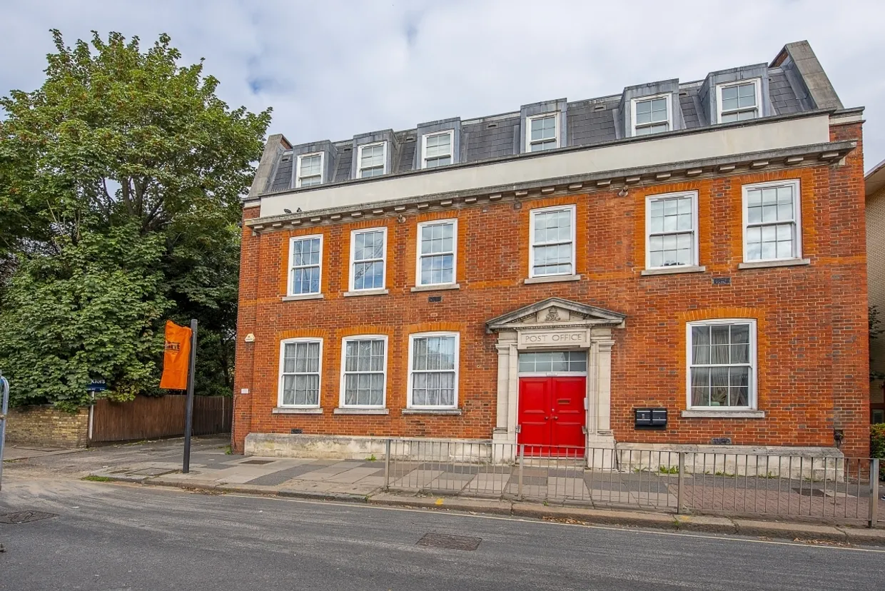 London Road, Isleworth, TW7 photo 1