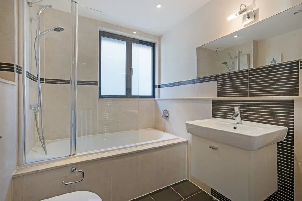 St. Johns Road Bath BA2 photo 5
