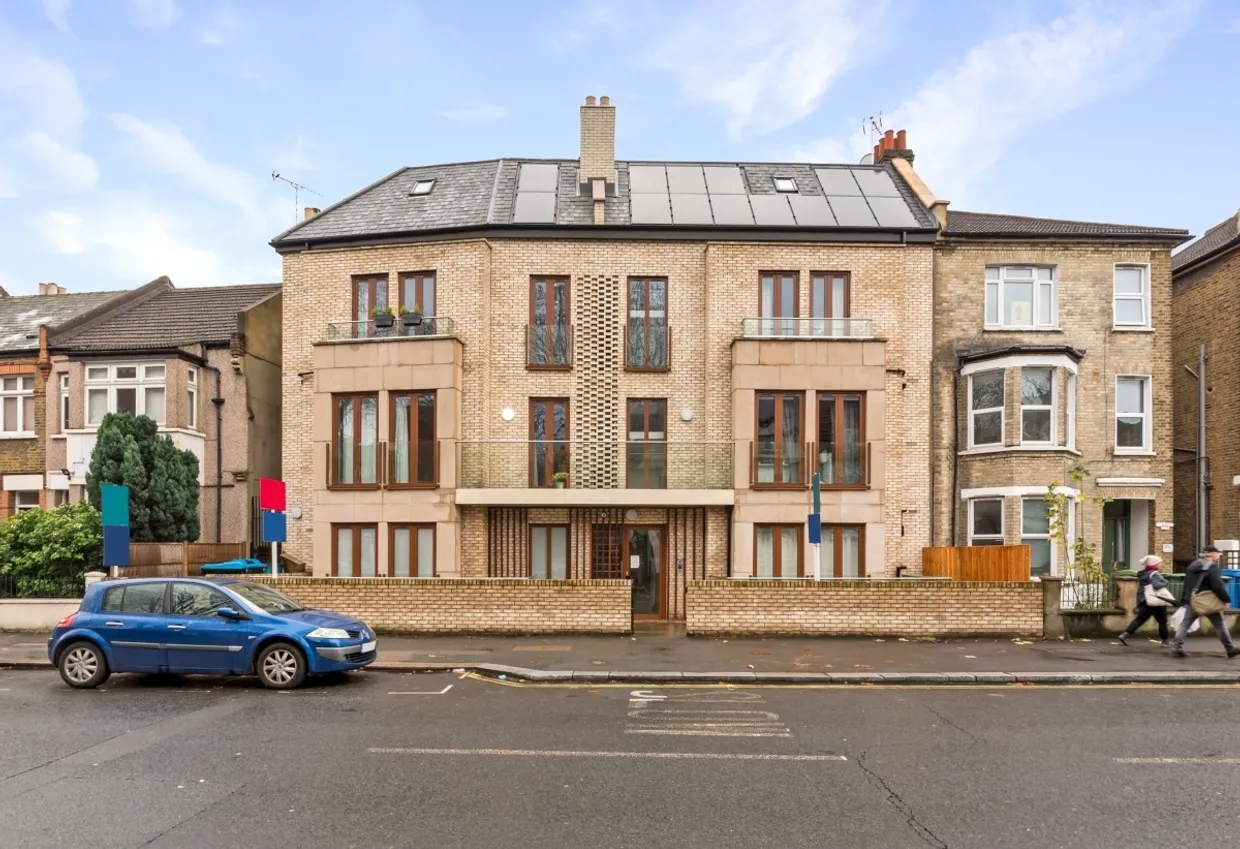 East Dulwich Grove London SE22 photo 8