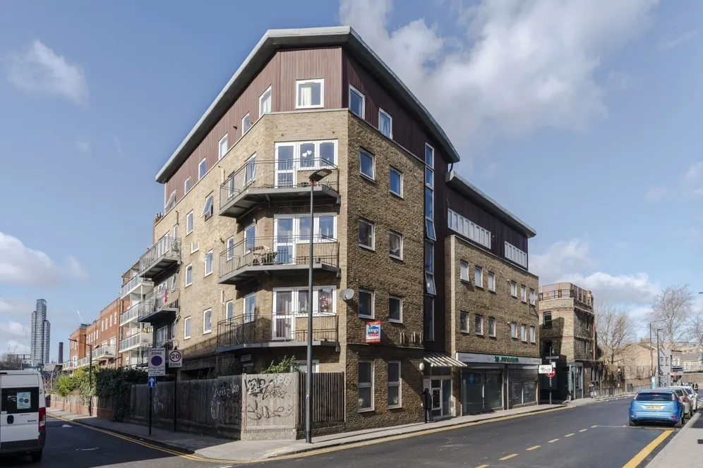 Vallance Road London E1 photo 11