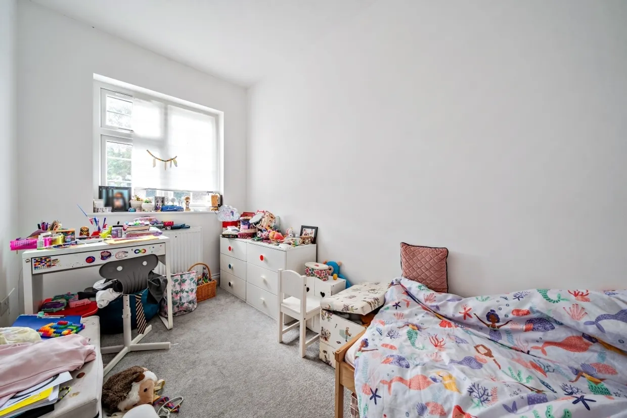South Side London W6 photo 6
