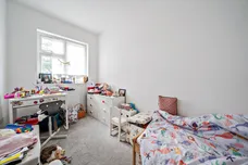 South Side London W6 photo 6