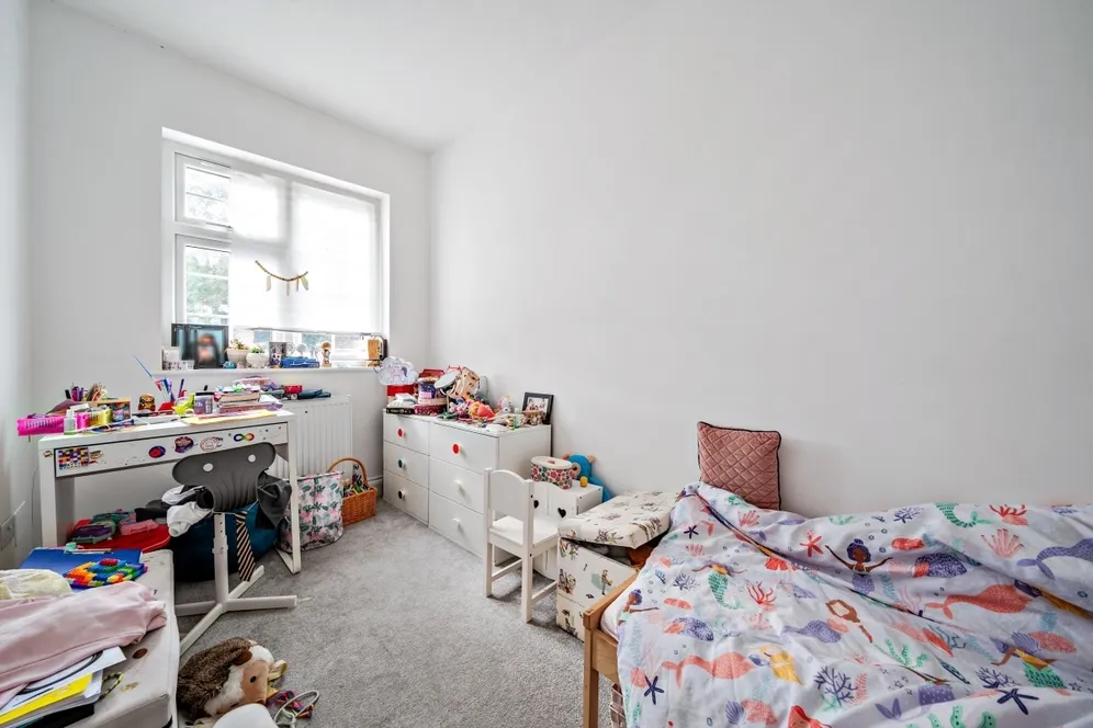 South Side London W6 photo 6