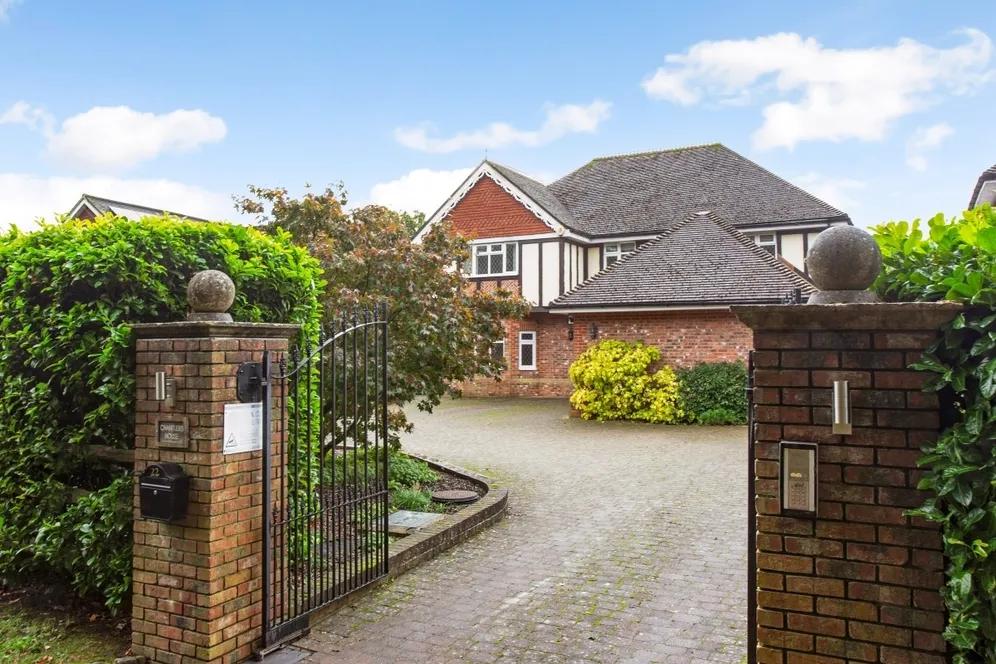 Holmewood Ridge Langton Green TN3 photo 15