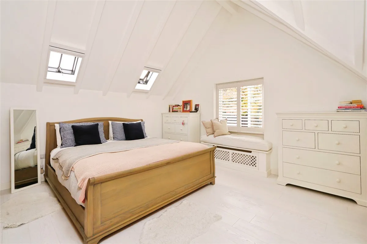 Filkins, Lechlade, Oxfordshire, GL7