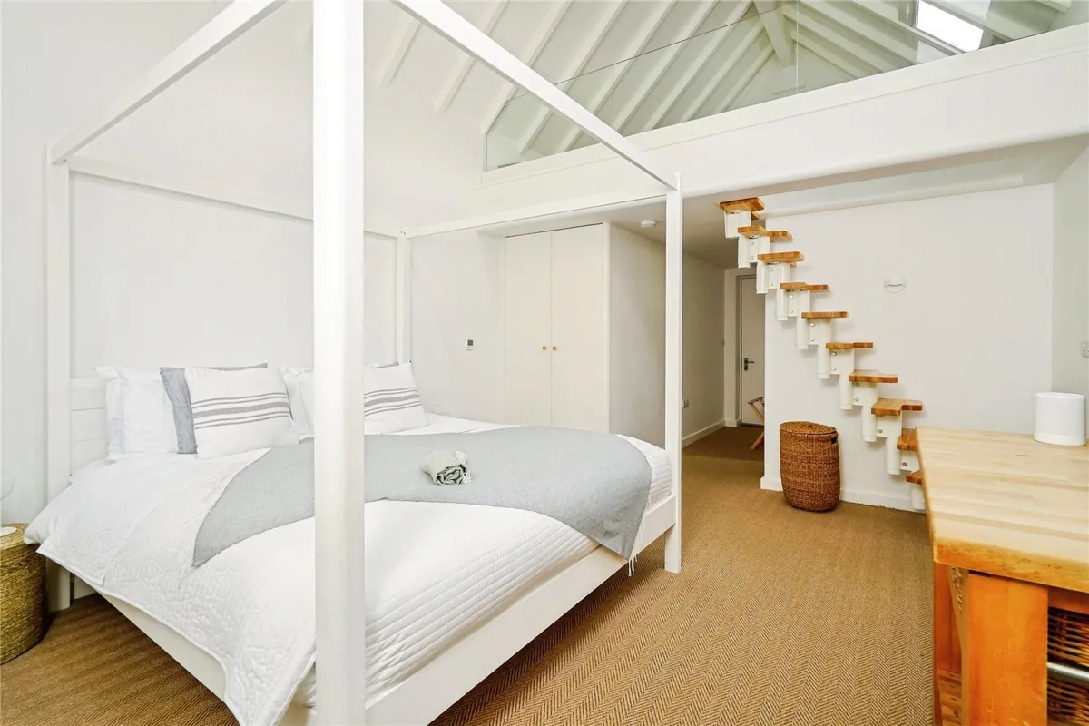 Filkins, Lechlade, Oxfordshire, GL7