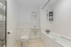 Newport Avenue, London, E14 photo 8