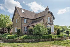 Strood Lane, Warnham, RH12 photo 5