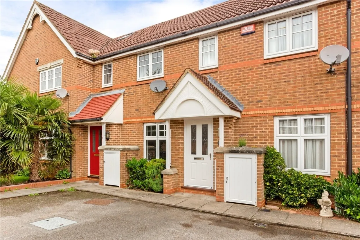 Hopwood Close Watford WD17 photo 1