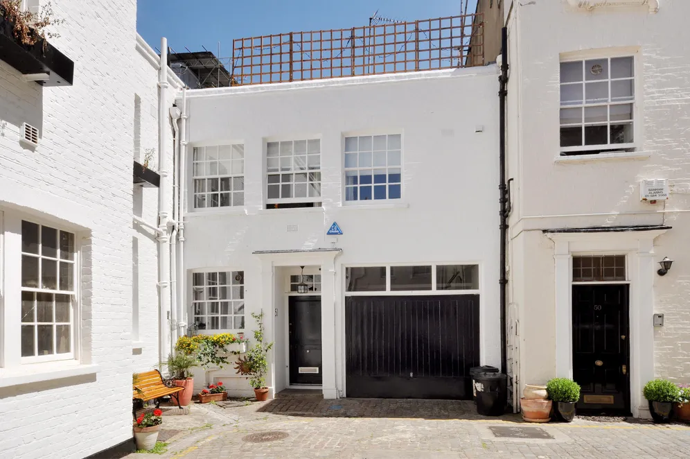 Queens Gate Mews South Kensington SW7 photo 2