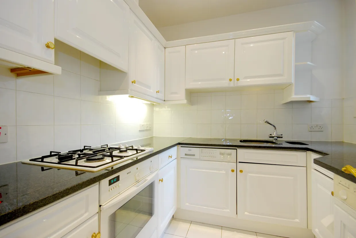 Lyndhurst Road Hampstead NW3 photo 1