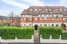 Coppetts Road London N10 photo 1