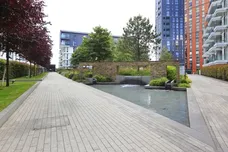Wandsworth Road London SW8 photo 3