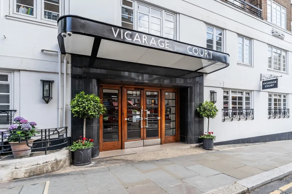 Vicarage Gate London W8 photo 3