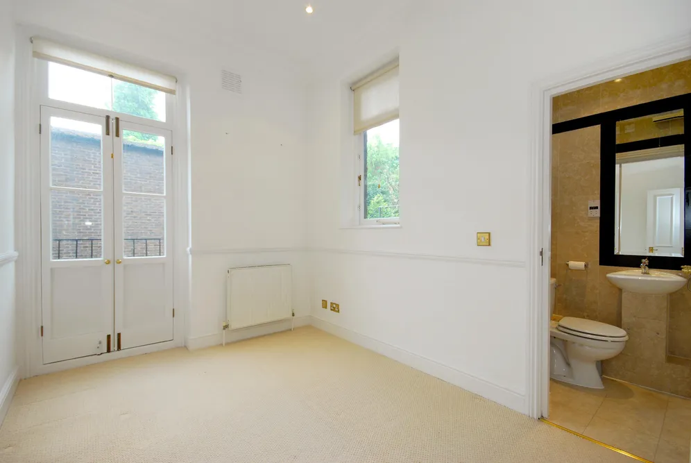 Lyndhurst Road Hampstead NW3 photo 4