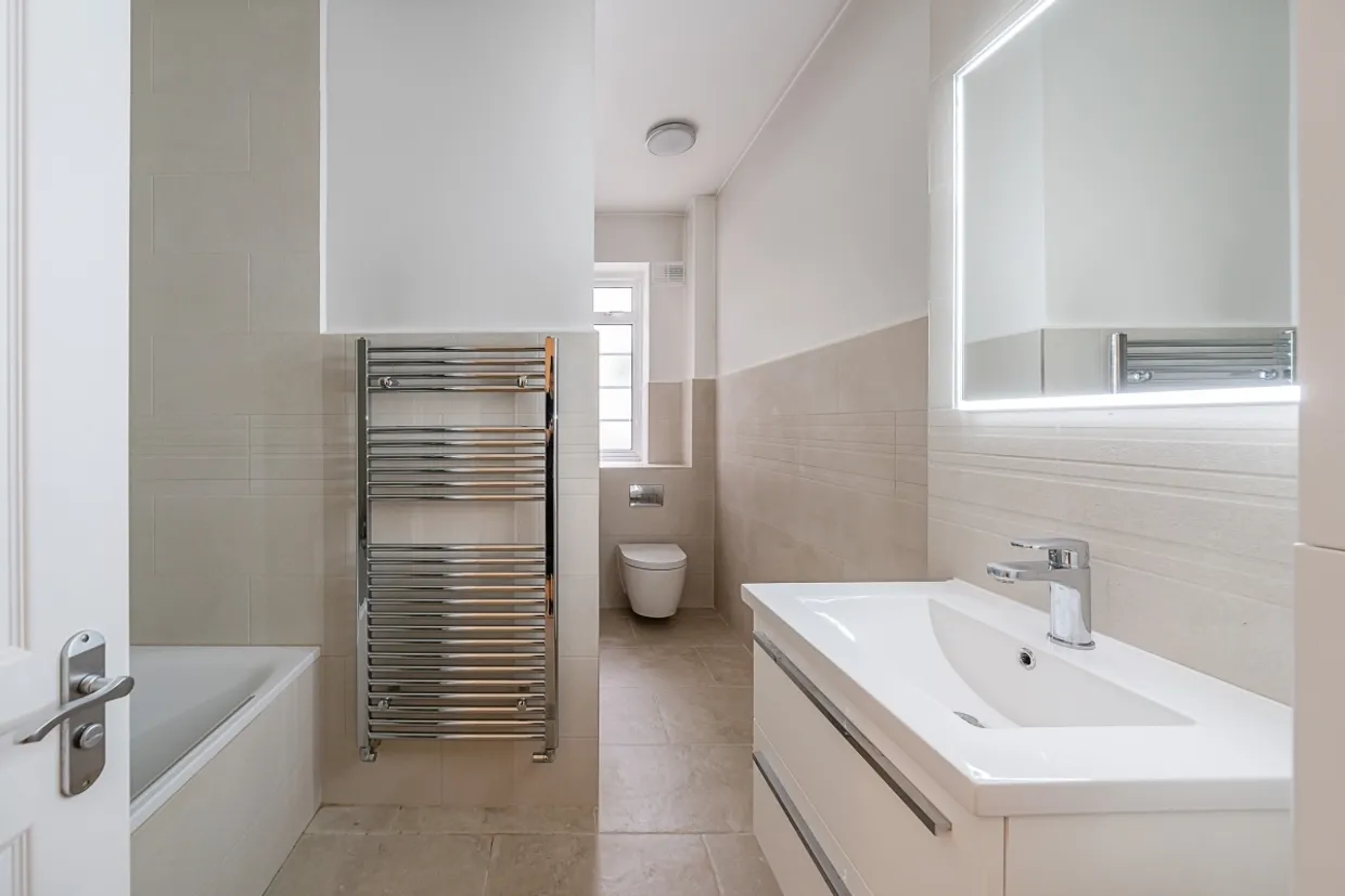 Vicarage Gate London W8 photo 11