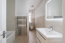 Vicarage Gate London W8 photo 11