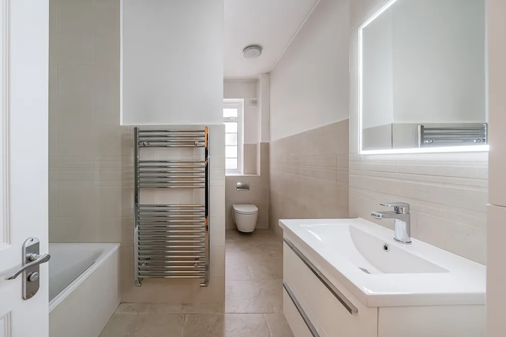 Vicarage Gate London W8 photo 11