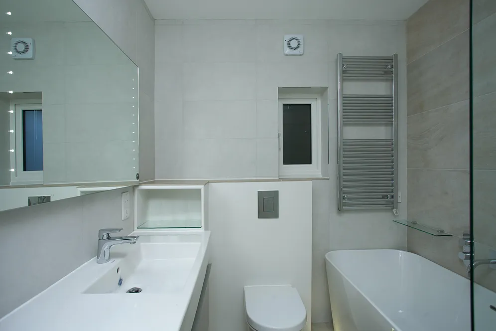 Honeybrook Road London SW12 photo 6