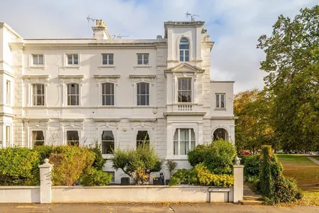 Portland Terrace, Richmond, TW9