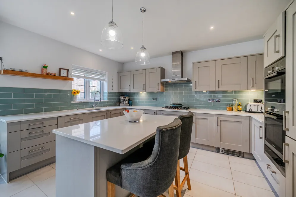 The Limes, Bracknell, RG42 photo 12